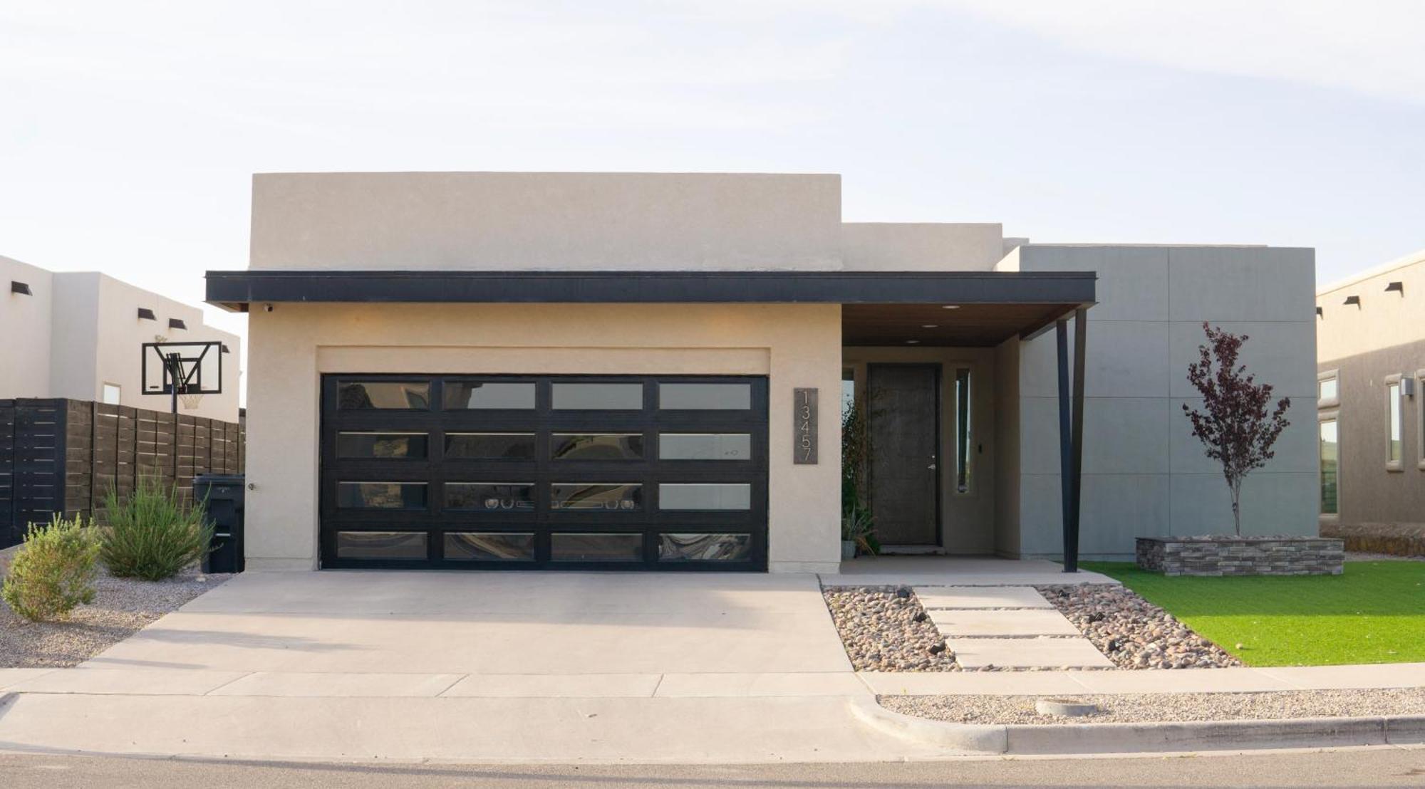 Modern Retreat By Golf Course - 3 Bedrooms And Office Space Horizon City Exterior foto